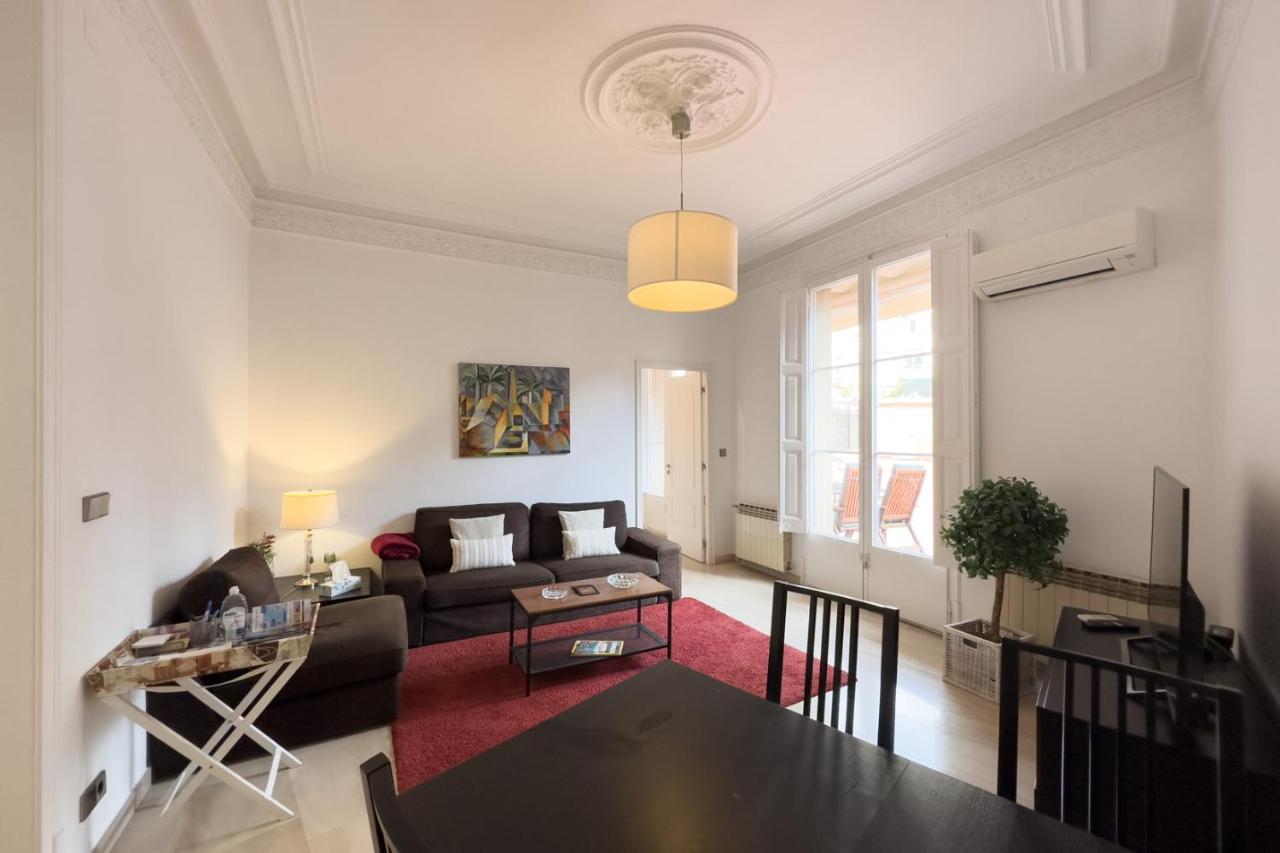 Aparteasy - Passeig De Gracia Barcelona Exterior photo