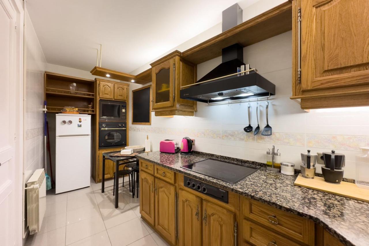 Aparteasy - Passeig De Gracia Barcelona Exterior photo