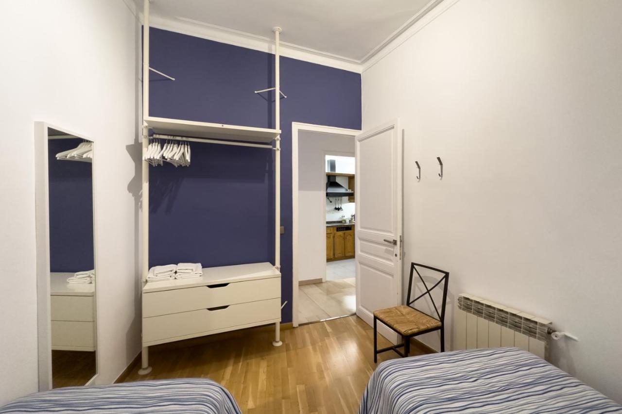 Aparteasy - Passeig De Gracia Barcelona Exterior photo
